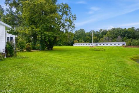 11225 Freshley Avenue NE Alliance OH 44601