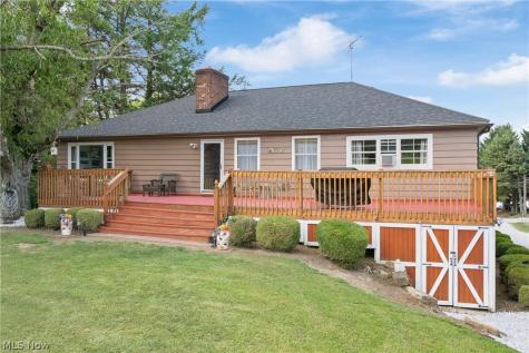 988 E Turkeyfoot Lake Road Akron OH 44312