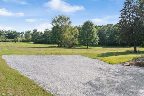 988 E Turkeyfoot Lake Road Akron OH 44312
