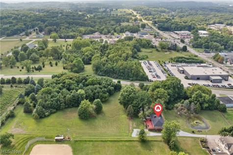 988 E Turkeyfoot Lake Road Akron OH 44312