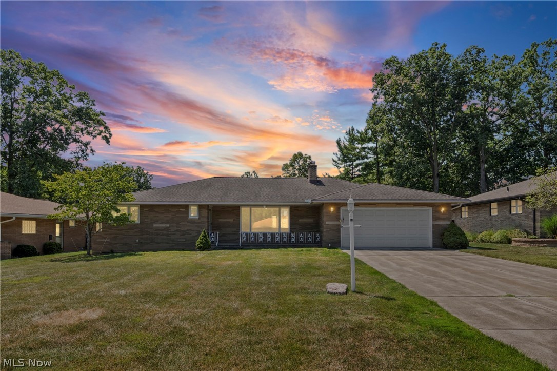1488 Parkview Drive Seven Hills OH 44131