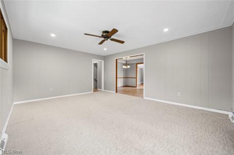 1488 Parkview Drive Seven Hills OH 44131