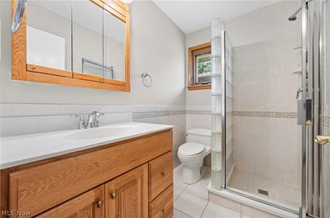 1488 Parkview Drive Seven Hills OH 44131