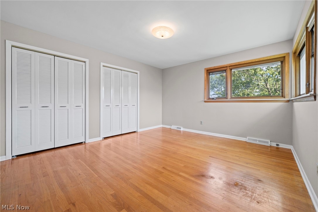 1488 Parkview Drive Seven Hills OH 44131