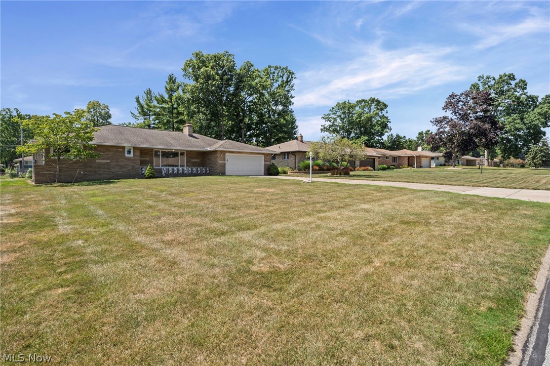 1488 Parkview Drive Seven Hills OH 44131