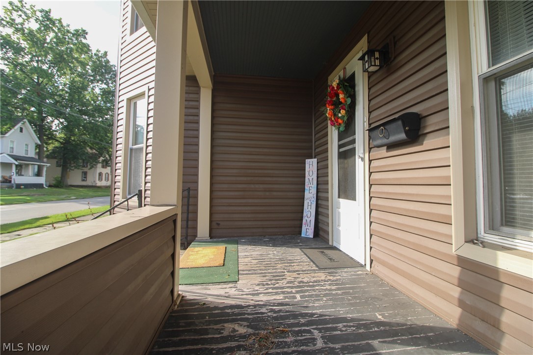 146 Charles Avenue SE Warren OH 44483