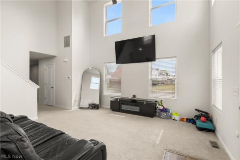 21451 Wilmore Avenue Euclid OH 44123
