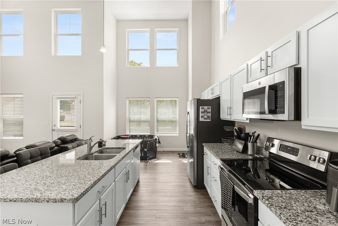 21451 Wilmore Avenue Euclid OH 44123
