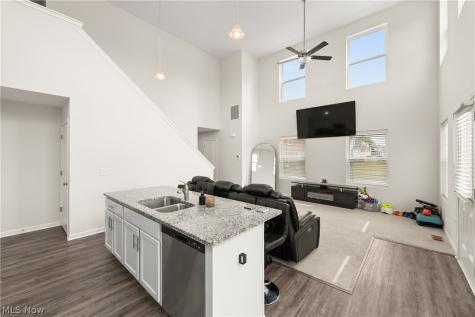 21451 Wilmore Avenue Euclid OH 44123