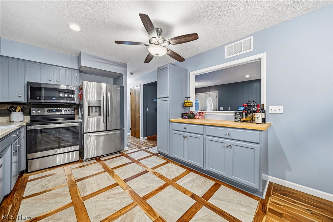 16425 Stagecoach Drive Garrettsville OH 44231