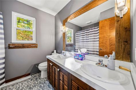 16425 Stagecoach Drive Garrettsville OH 44231