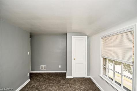 1699 Sunset Avenue Akron OH 44301