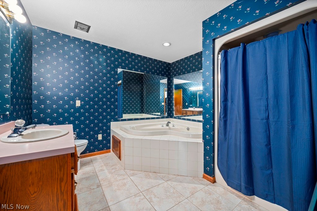 314 Greenwood Court Elyria OH 44035