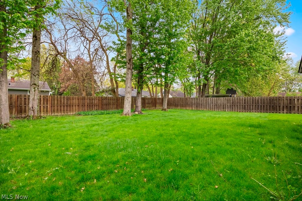 314 Greenwood Court Elyria OH 44035