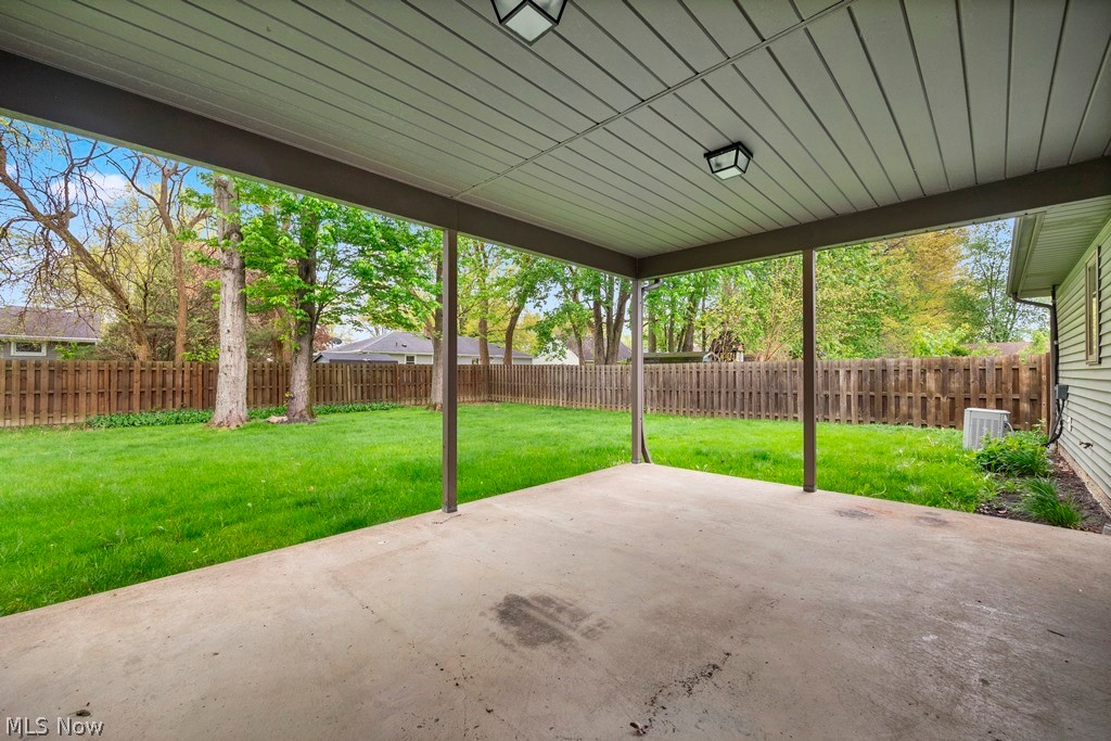 314 Greenwood Court Elyria OH 44035