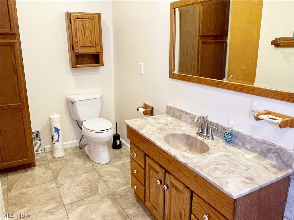 1661 Byron Drive Mayfield Heights OH 44124