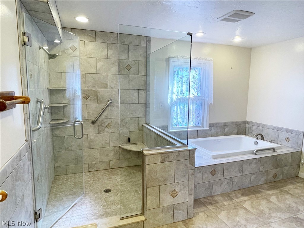 1661 Byron Drive Mayfield Heights OH 44124