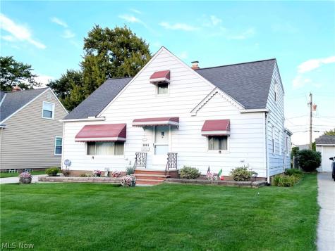 1661 Byron Drive Mayfield Heights OH 44124