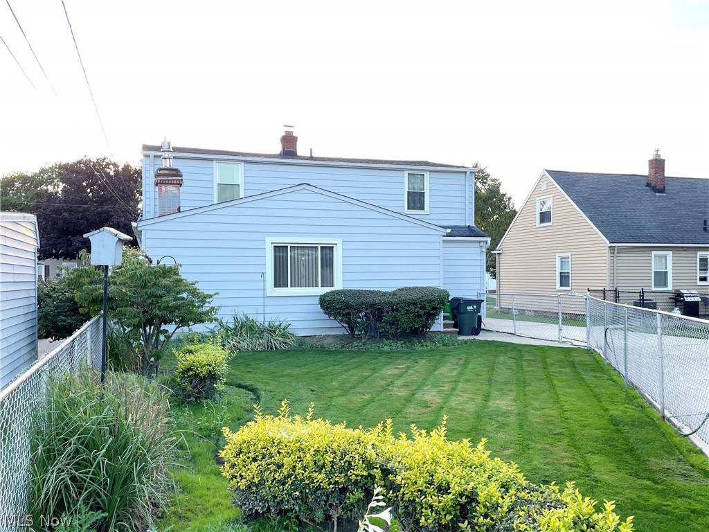 1661 Byron Drive Mayfield Heights OH 44124