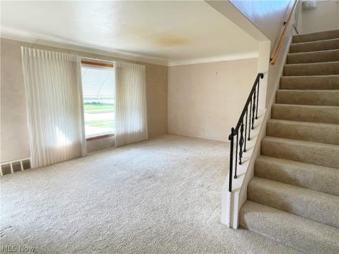 1661 Byron Drive Mayfield Heights OH 44124