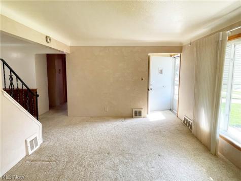 1661 Byron Drive Mayfield Heights OH 44124
