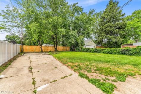 4026 W 144th Street Cleveland OH 44135