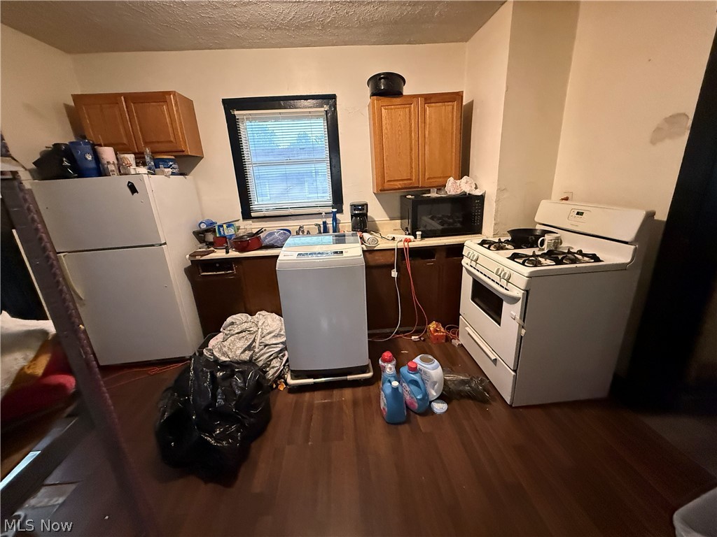 2046 North Park Avenue Warren OH 44483