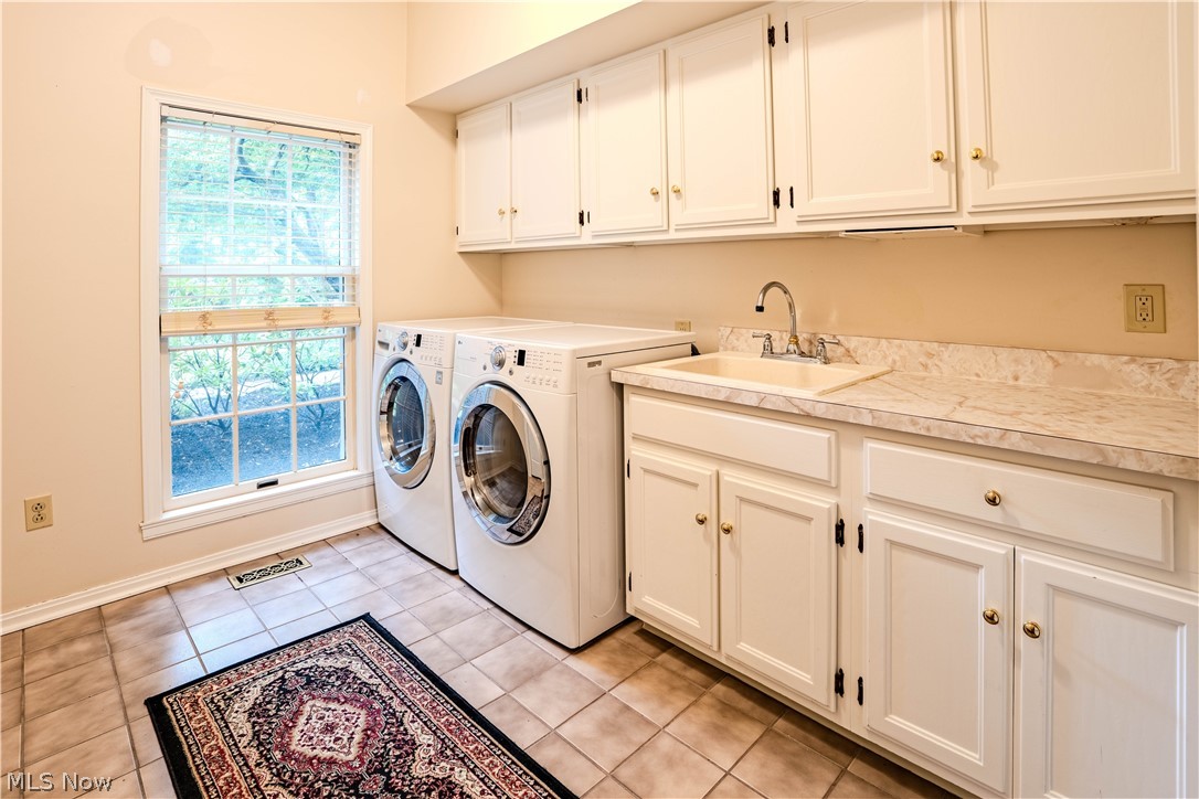 17504 Willow Wood Drive Strongsville OH 44136
