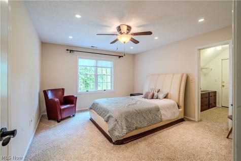 17504 Willow Wood Drive Strongsville OH 44136
