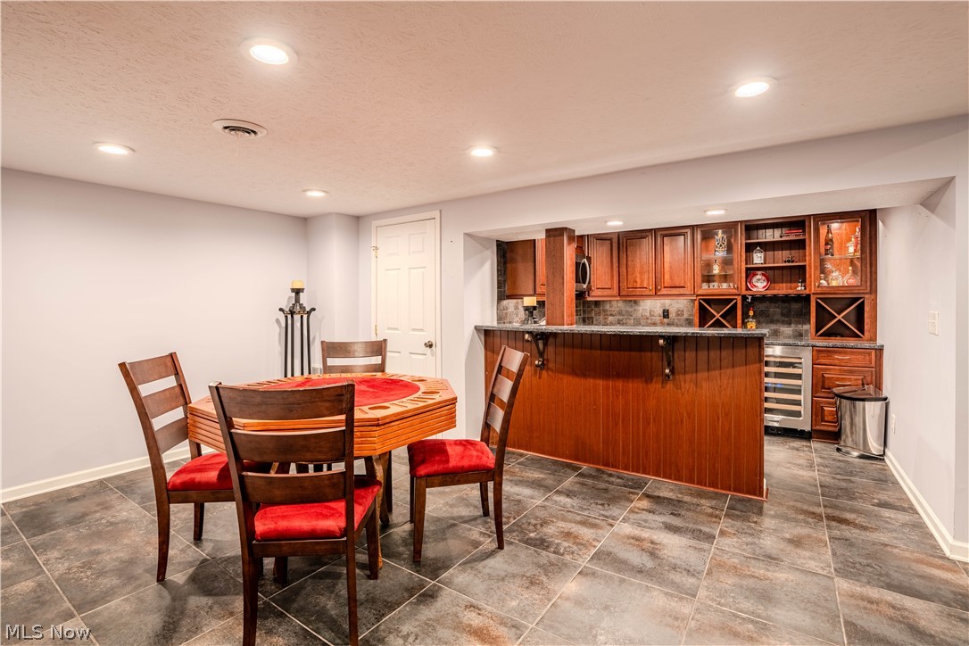 17504 Willow Wood Drive Strongsville OH 44136
