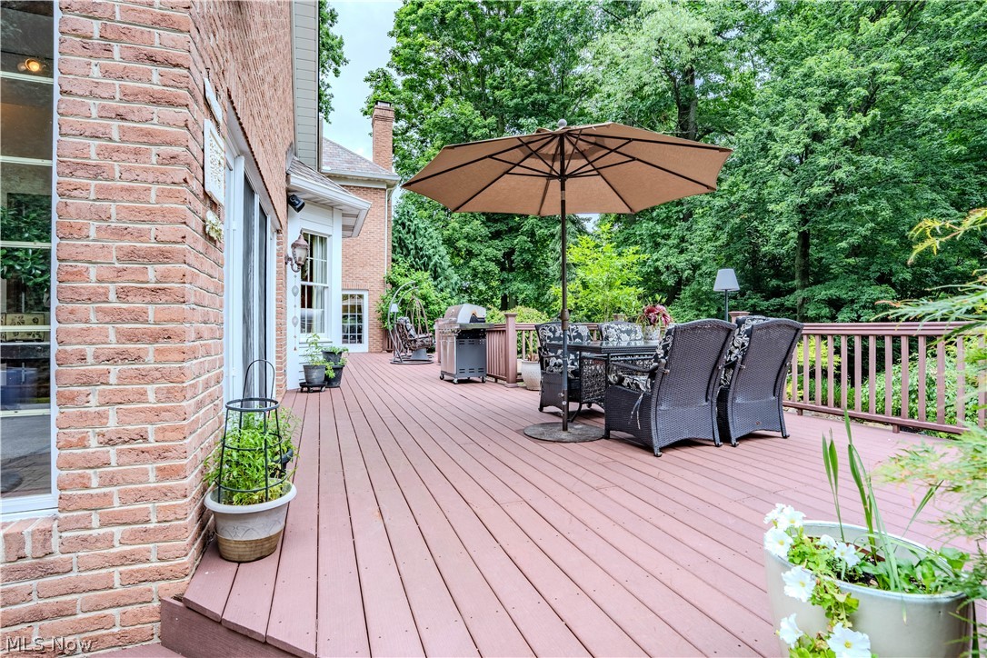 17504 Willow Wood Drive Strongsville OH 44136