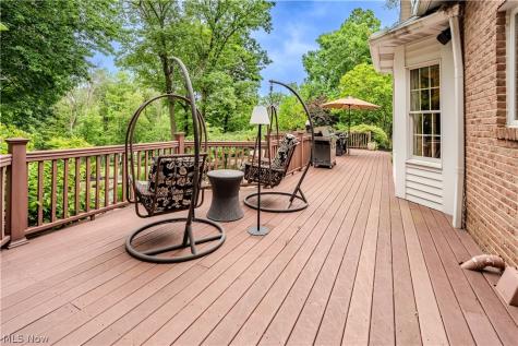 17504 Willow Wood Drive Strongsville OH 44136