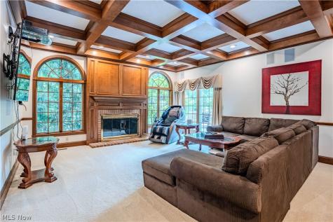 17504 Willow Wood Drive Strongsville OH 44136