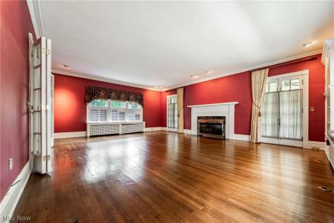 2469 Kenilworth Road Cleveland Heights OH 44106