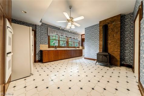 2469 Kenilworth Road Cleveland Heights OH 44106