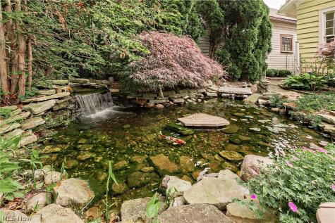 2469 Kenilworth Road Cleveland Heights OH 44106
