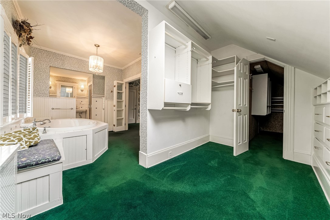 2469 Kenilworth Road Cleveland Heights OH 44106