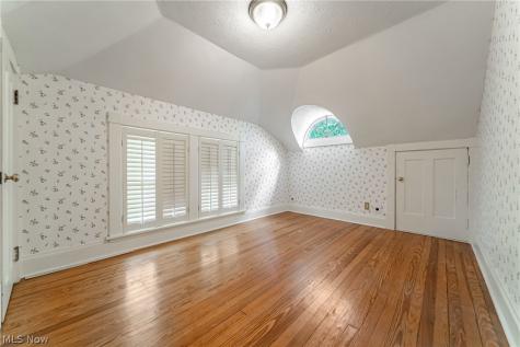 2469 Kenilworth Road Cleveland Heights OH 44106