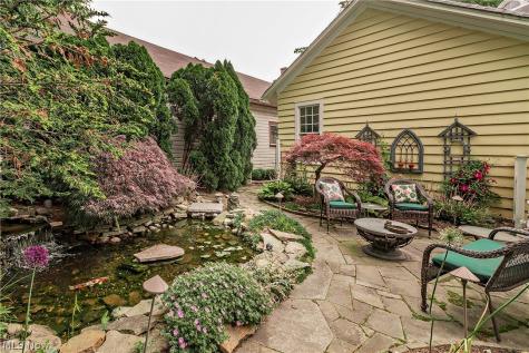 2469 Kenilworth Road Cleveland Heights OH 44106