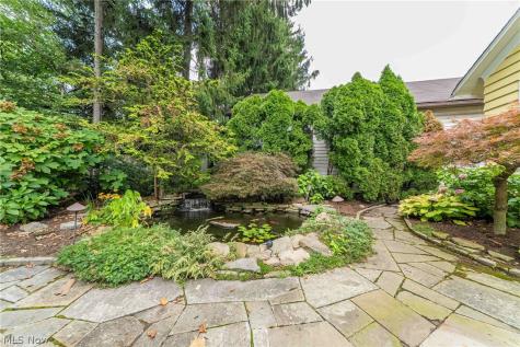 2469 Kenilworth Road Cleveland Heights OH 44106