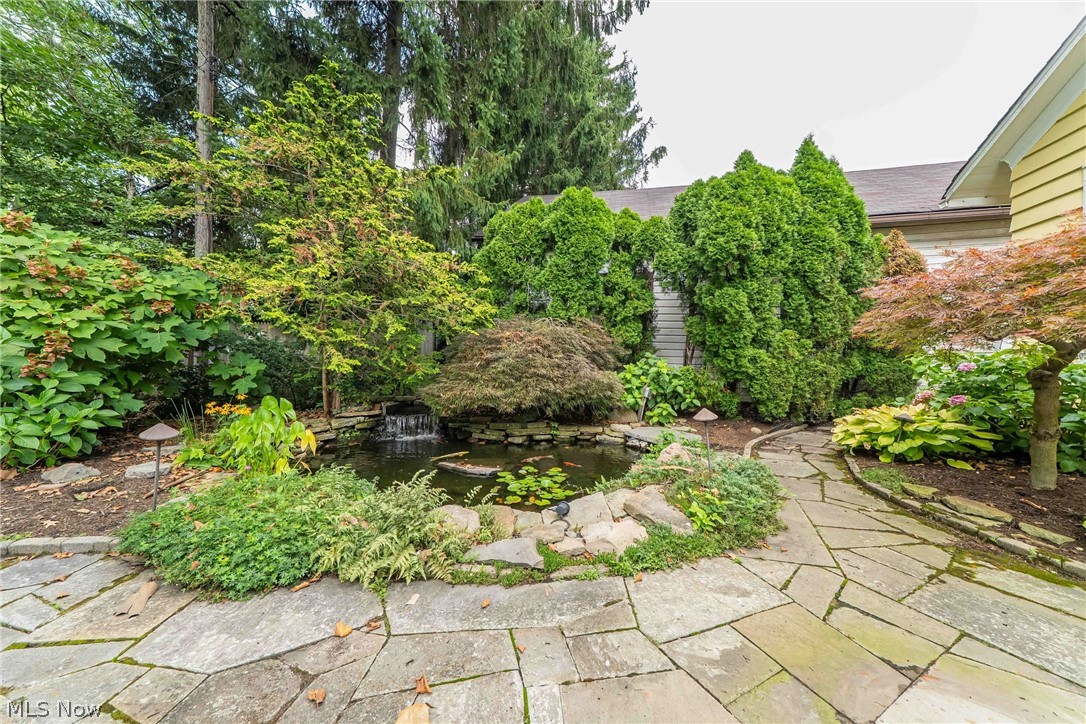 2469 Kenilworth Road Cleveland Heights OH 44106