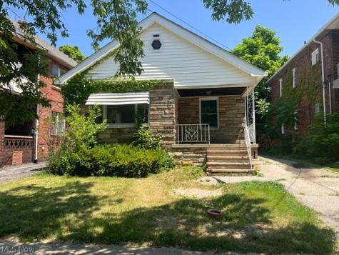 1003 Nathaniel Road Cleveland OH 44110