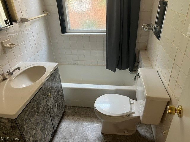1003 Nathaniel Road Cleveland OH 44110