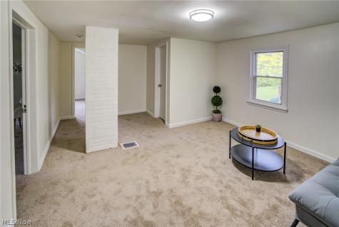5061 Miller Avenue Maple Heights OH 44137