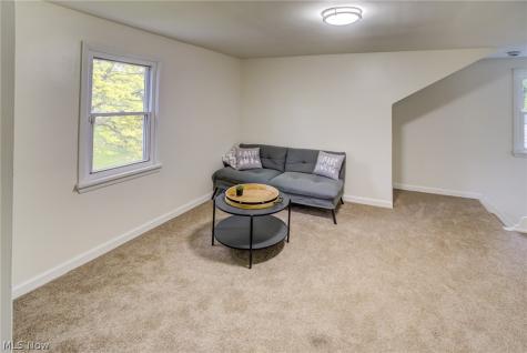 5061 Miller Avenue Maple Heights OH 44137