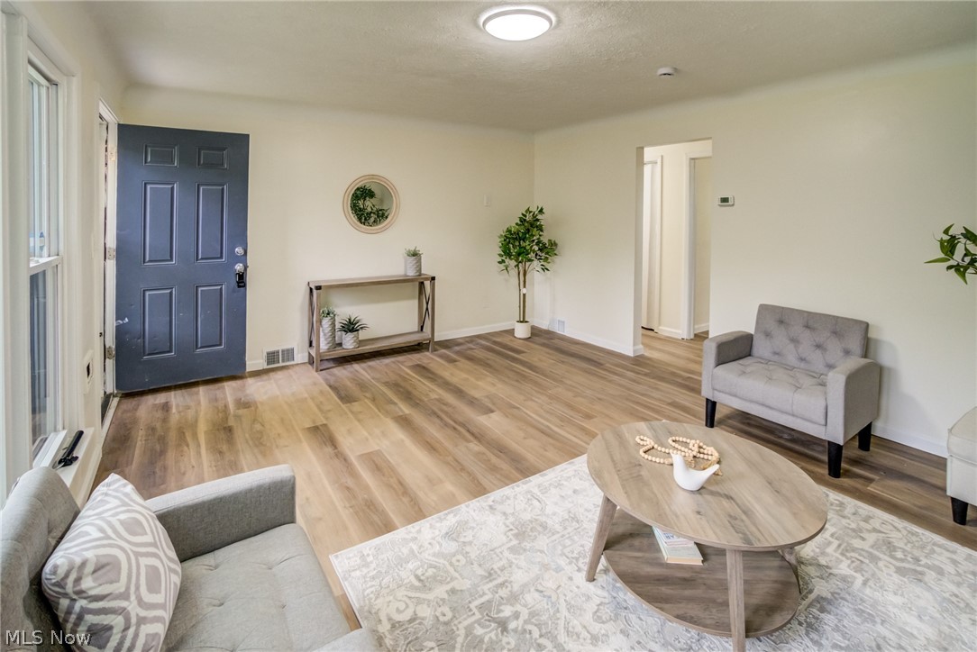 5061 Miller Avenue Maple Heights OH 44137