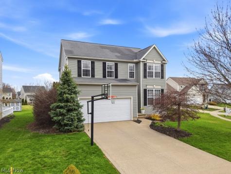 214 Gatwick Grove Circle Wadsworth OH 44281