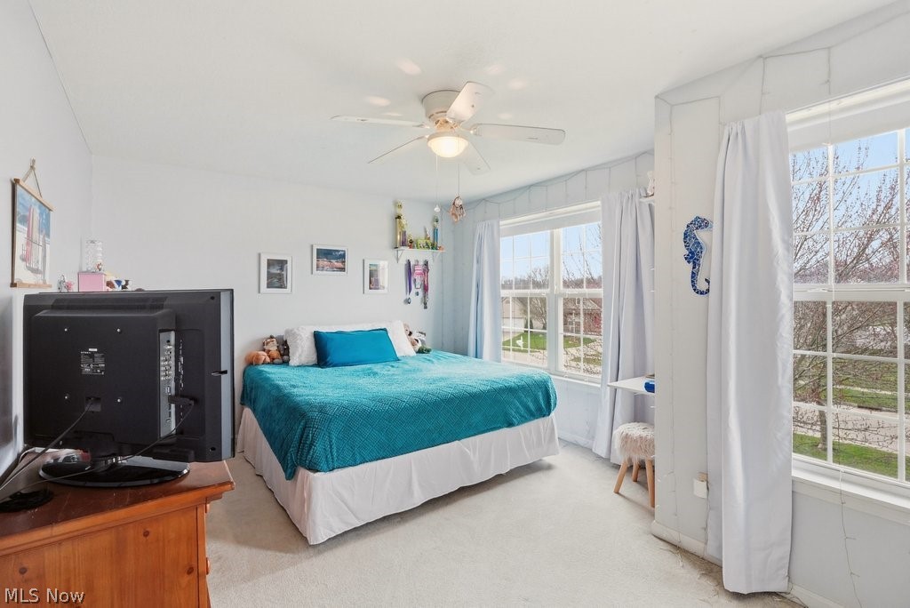 214 Gatwick Grove Circle Wadsworth OH 44281