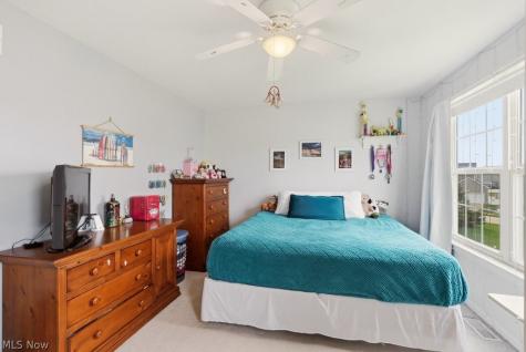214 Gatwick Grove Circle Wadsworth OH 44281