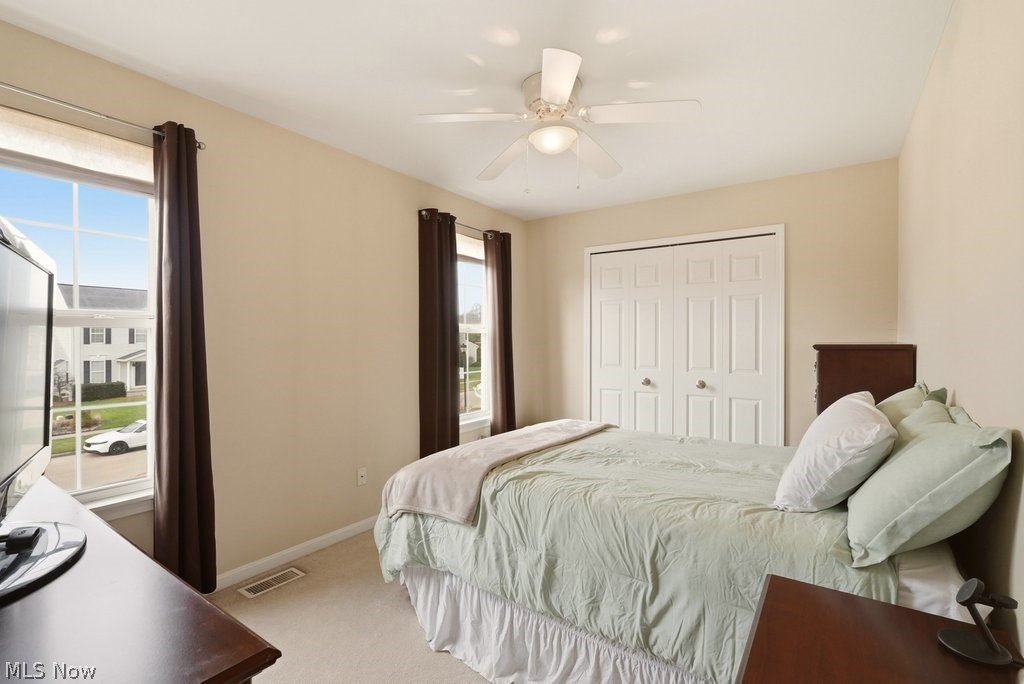 214 Gatwick Grove Circle Wadsworth OH 44281